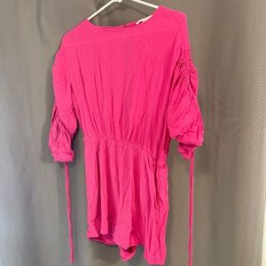 Quarter sleeve romper